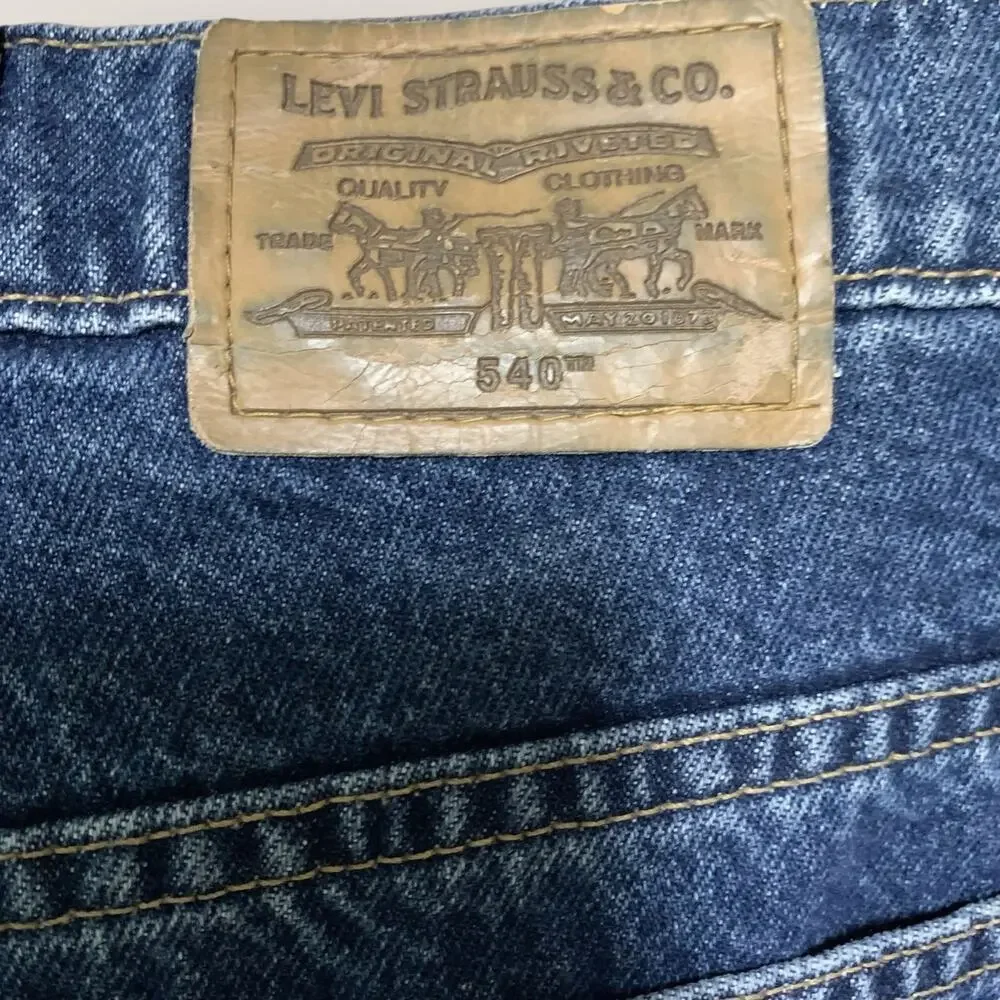 Levi's 540 Vintage 90s Relaxed Fit Tapered Denim Blue Jeans Men Size 50X32 New